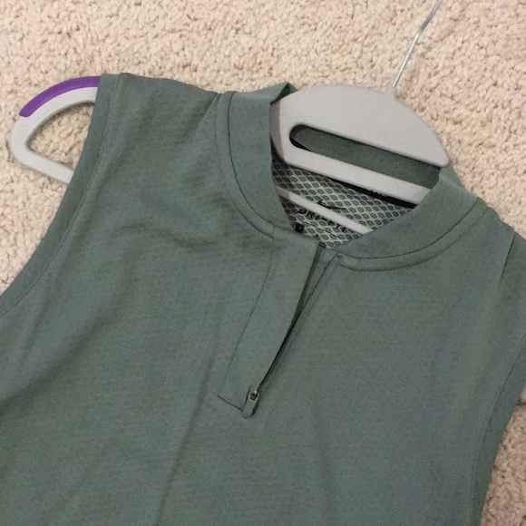 Nike golf dri- fit tank - Picture 3 of 3